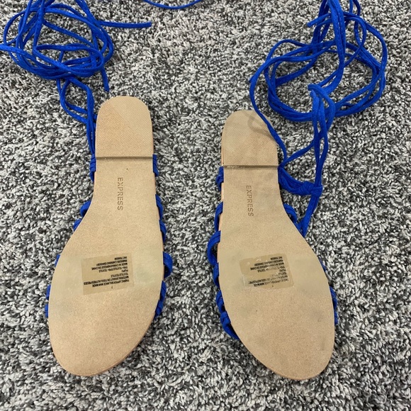 EXPRESS ANKLE STRAPPY FLATS - Picture 2 of 2